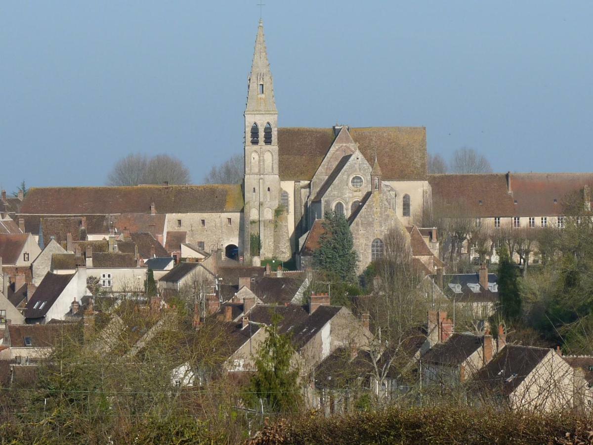 Logis Hotel Restaurant De L'Abbaye Ferrieres-en-Gatinais Eksteriør billede